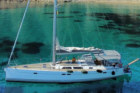 All-Inclusive Full-Day Cruise & Lunch