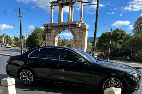 Athens Guided Tour with Electric Limousine