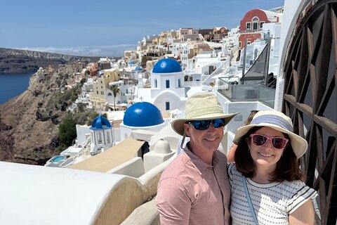 Private Tailor-Made Santorini Land Tour with a Local Driver