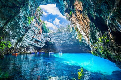 Half Day Private Tour Melissani, Drogarati & Myrtos Beach